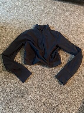 Cropped Black Zip-Up Active Jacket 90 Degrees by Reflex Size M